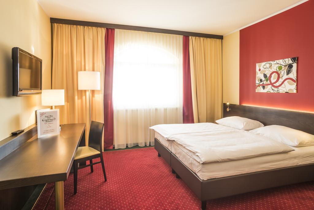 Hotel Karl-Wirt Perchtoldsdorf Eksteriør billede